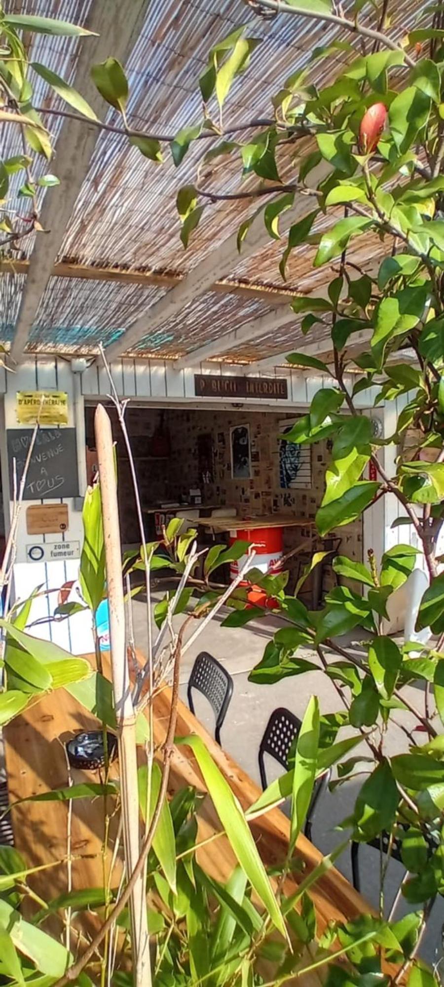 Pont-Eveque Houlala - Relais D'Etape - Chambres D'Hotes מראה חיצוני תמונה
