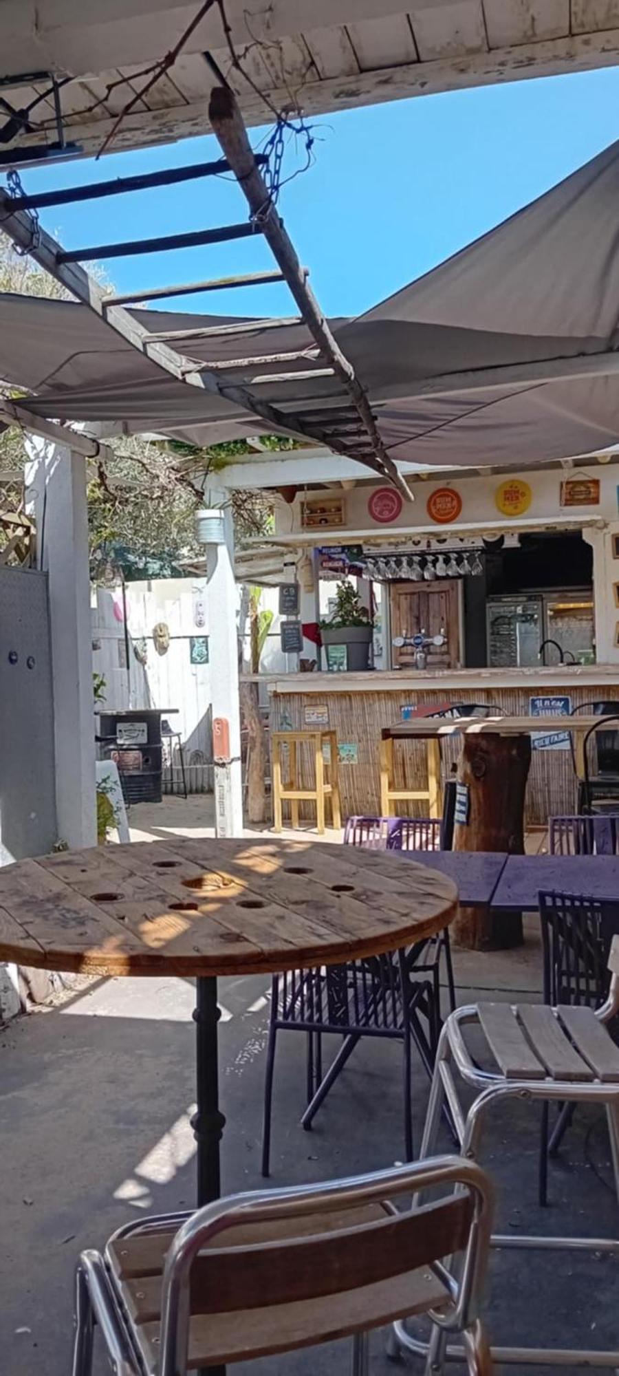 Pont-Eveque Houlala - Relais D'Etape - Chambres D'Hotes מראה חיצוני תמונה
