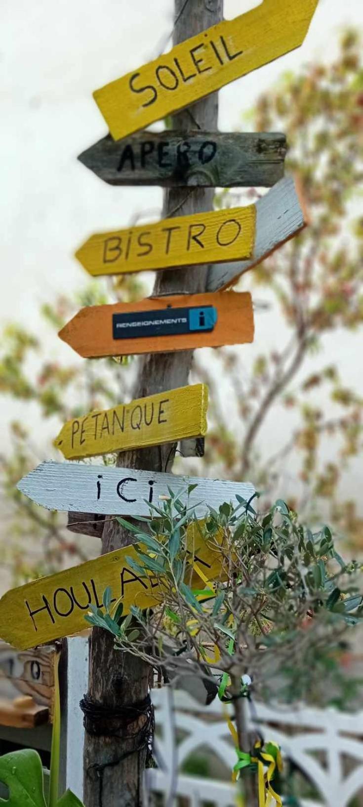 Pont-Eveque Houlala - Relais D'Etape - Chambres D'Hotes מראה חיצוני תמונה